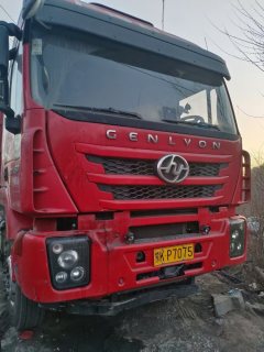 SAIC Hongyan Genlyon 450 hp 6X4 - фото 1