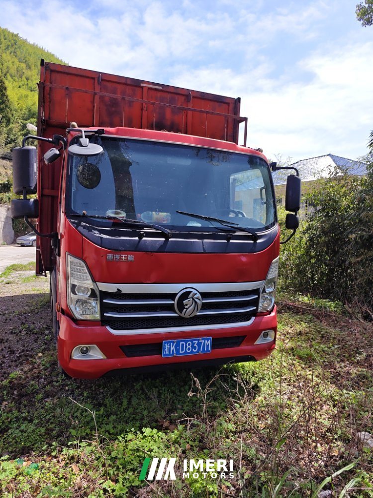 Sinotruk Lion automobile 160 hp 4X2 4.15 m - грузовик из Китая
