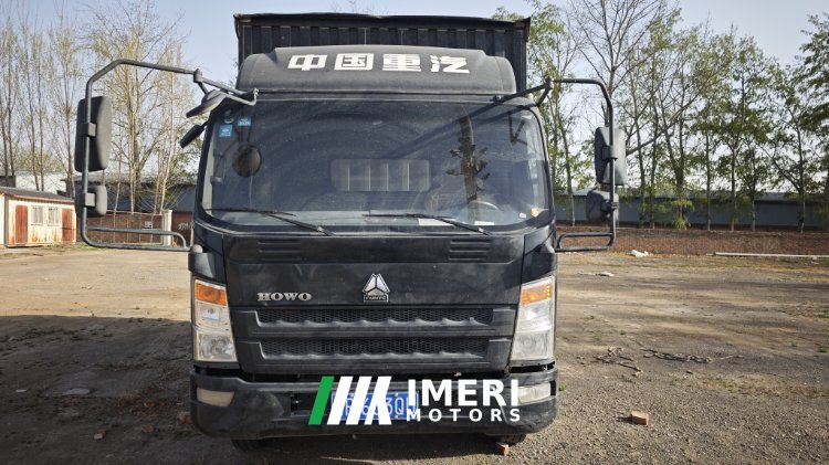 SINOTRUK HOWO Light Duty Truck Hanjiang 143 hp 4X2 4.15 m - грузовик из Китая