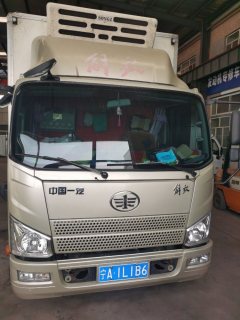 FAW Jiefang J6F 160 hp 4X2 4.2 m - фото 2