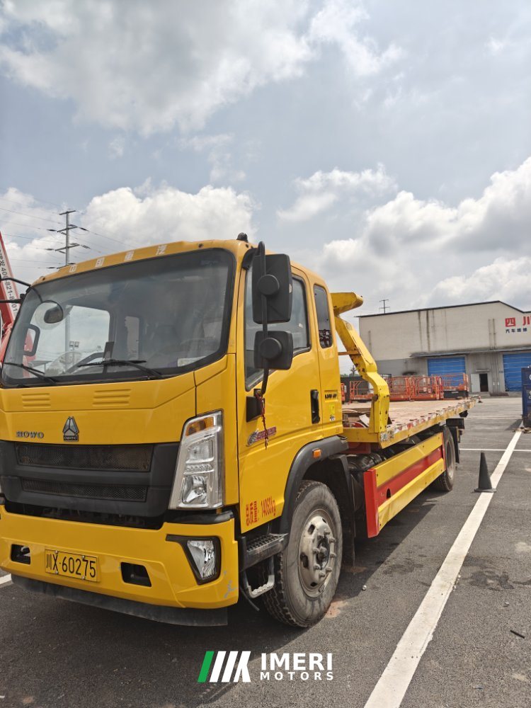 2024 SINOTRUK HOWO Light Duty Truck Hanjiang 190 hp 6X2 8.1 m