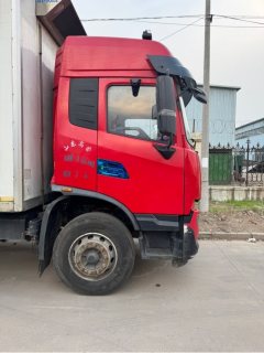 Dongfeng Tianjin KR 270 hp 4X2 6.8 m - фото 4