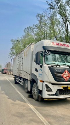 Dongfeng Tianlong KL 300 hp 6X2 9.6 m - фото 2