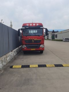 Sinotruk HOWO TX7 350 hp 6X2 7.8 m - фото 2