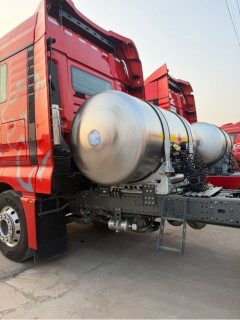 Sinotruk Sitrak G7S 570 hp 6X4 - фото 6