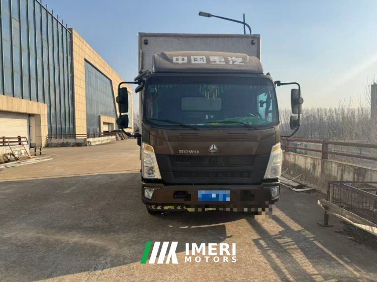 SINOTRUK HOWO Light Duty Truck Hanjiang 170 hp 4X2 4.15 m - грузовик из Китая