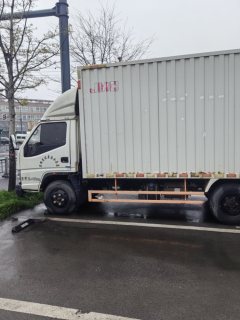 JMC 116 hp 4X2 4.07 m - фото 6