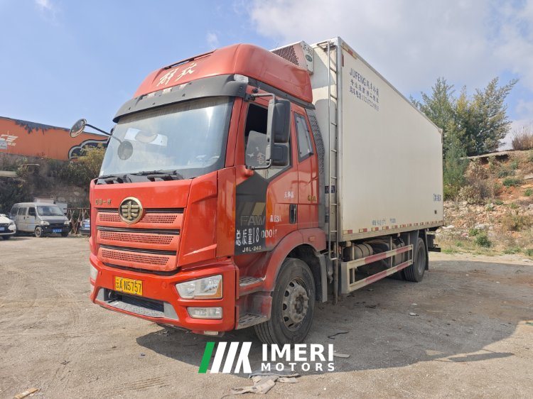 FAW Jiefang J6L 240 hp 4X2 6.8 m - грузовик из Китая