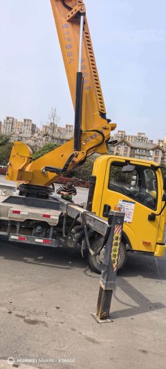 FAW Jiefang Tiger VR 155 hp 4X2 4 m - фото 5
