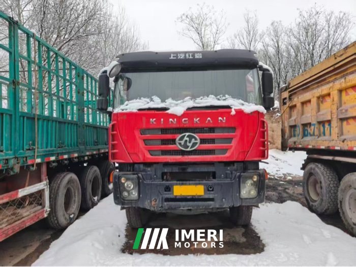 SAIC Hongyan 390 hp 8X4 7.2 m - грузовик из Китая