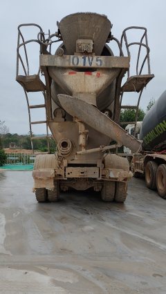 Sinotruk HOWO TX7 340 hp 8X4 - фото 2
