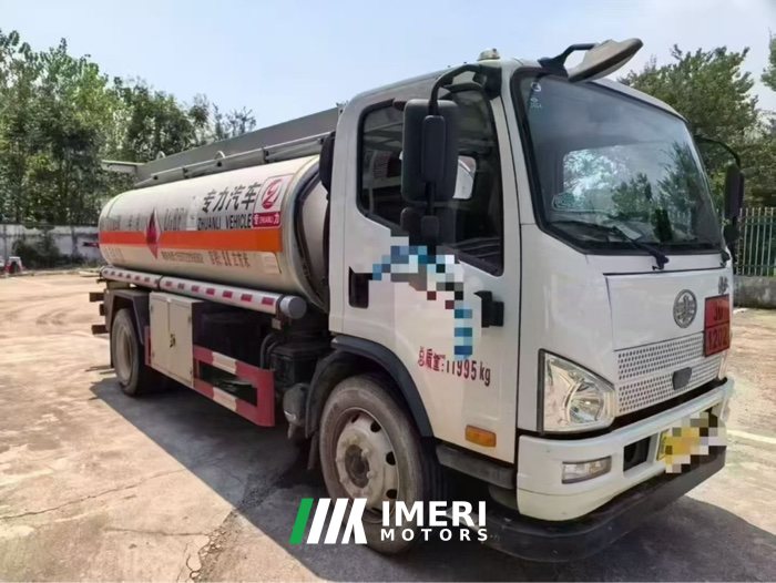 Dongfeng Duolika Dollicar D6 150 hp 4X2 4.2 m - грузовик из Китая