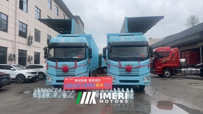 FAW Jiefang JH6 300 hp 4X2 9.7 m - грузовик из Китая
