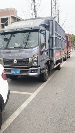 SINOTRUK HOWO Light Duty Truck Commander 170 hp 4X2 4.15 m - фото 2
