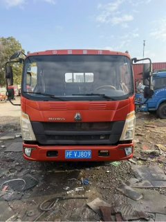 SINOTRUK HOWO Light Duty Truck Commander 130 hp 4X2 3.85 m - фото 2