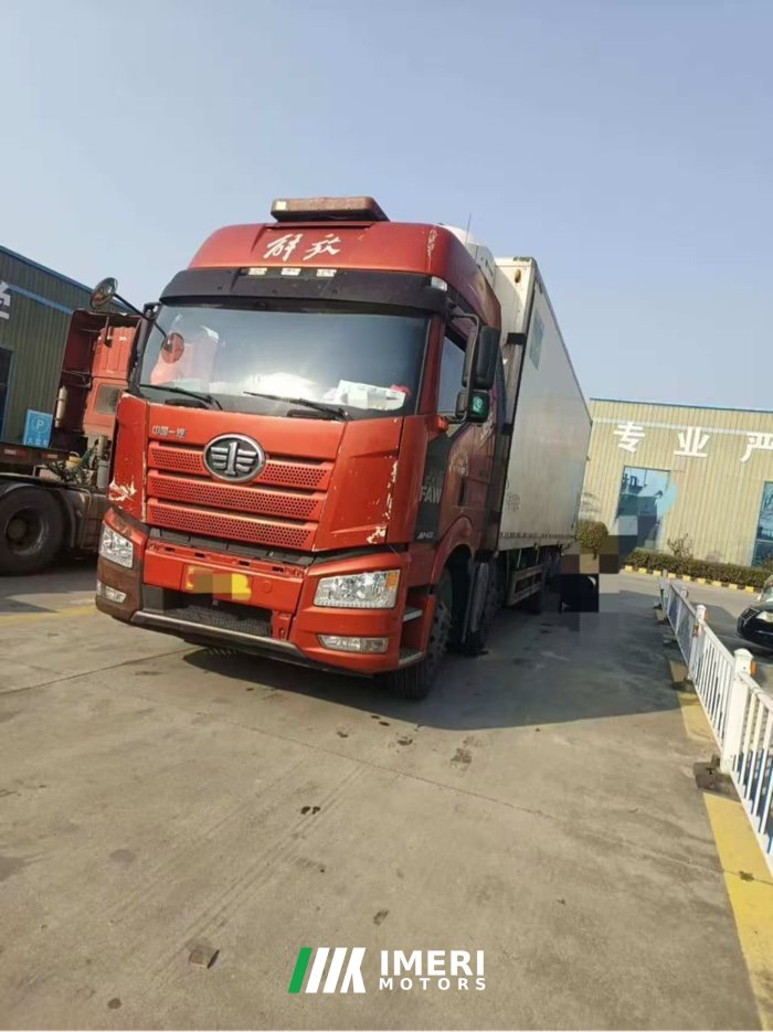 2019 FAW Jiefang J6P 420 hp 8X4 9.6 m