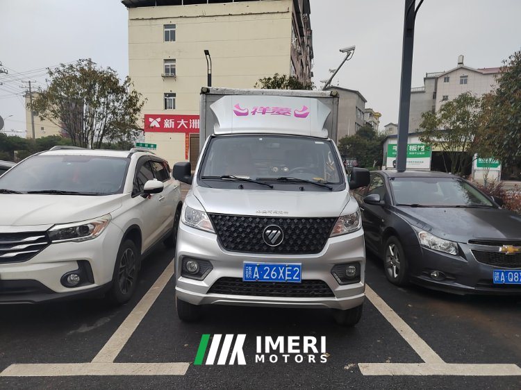 2023 Foton Xiangling V3 122 hp 4X2 3.7 m