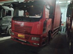 FAW Jiefang J6L 220 hp 4X2 7.8 m - фото 1