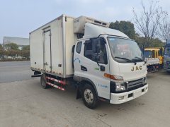 JAC Shuailing Handsome bell E middle body 131 hp 4X2 3.8 m - фото 5
