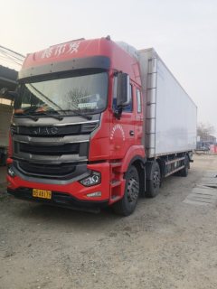 JAC Gallop Gelfa A5 290 hp 6X2 9.6 m - фото 1