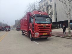 FAW Jiefang J6L 260 hp 4X2 6.75 m - фото 3