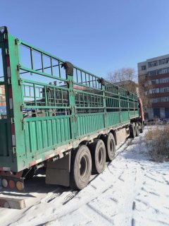 13 m x 2.55 m 1-axis stake body type semi-trailer - фото 3