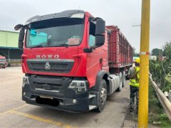 Sinotruk HOWO TX7 460 hp 6X4 - фото 3