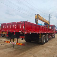 XCMG 290 hp 8X2 8.5 m - фото 3