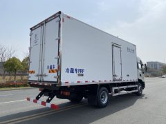 Dongfeng Tianjin KR PLUS 290 hp 4X2 6.8 m - фото 6