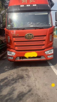 FAW Jiefang J6L 220 hp 4X2 6.8 m - фото 1