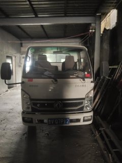 Dongfeng W17 102 hp 4X2 3.3 m - фото 1
