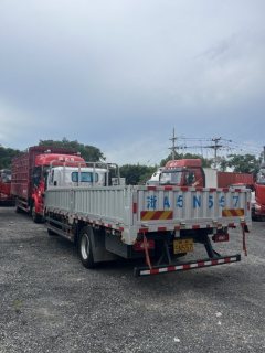 Foton Aumark S3 220 hp 4X2 5.25 m - фото 3