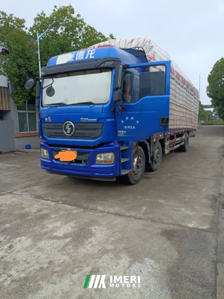 Shacman Delong New M3000 300 hp 6X2 9.55 m - грузовик из Китая