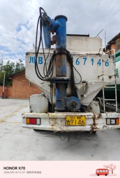 Shacman Delong F3000 220 hp 4X2 6.8 m - фото 7