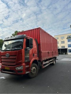 FAW Jiefang J6L 240 hp 4X2 6.8 m - фото 3