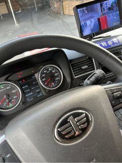 FAW Jiefang J6L 240 hp 4X2 6.8 m - фото 5