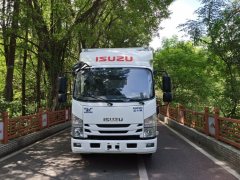 Qingling Isuzu M100 120 hp 4X2 4.13 m - фото 2