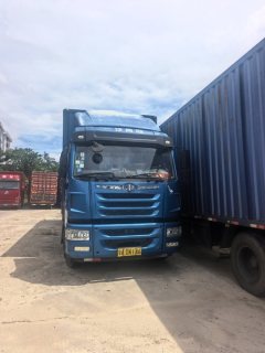 FAW Jiefang J6L 220 hp 4X2 9.6 m - фото 1
