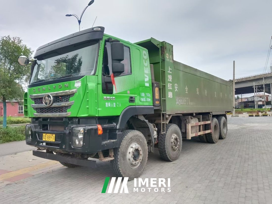 SAIC Hongyan Genlyon 480 hp 8X4 8 m - грузовик из Китая