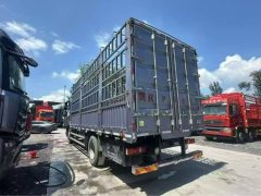 Sinotruk HOWO Max 330 hp 4X2 6.75 m - фото 12