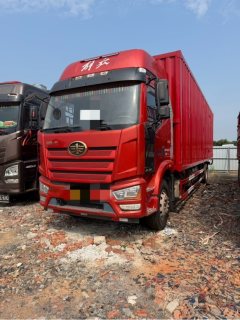 FAW Jiefang J6L 240 hp 4X2 9.7 m - фото 1