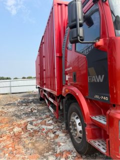 FAW Jiefang J6L 240 hp 4X2 9.7 m - фото 3