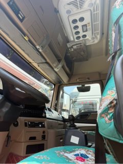 Sinotruk HOWO TX7 270 hp 4X2 9.6 m - фото 4