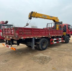 Dongfeng Huashen T5 160 hp 4X2 5.8 m - фото 3