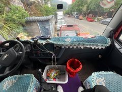 FAW Jiefang J6L 300 hp 4X2 6.8 m - фото 4