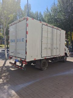 Foton Forland H 132 hp 4X2 4.13 m - фото 3