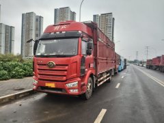 FAW Jiefang J6L 260 hp 4X2 6.75 m - фото 1