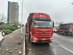 FAW Jiefang J6L 260 hp 4X2 6.75 m - фото 4
