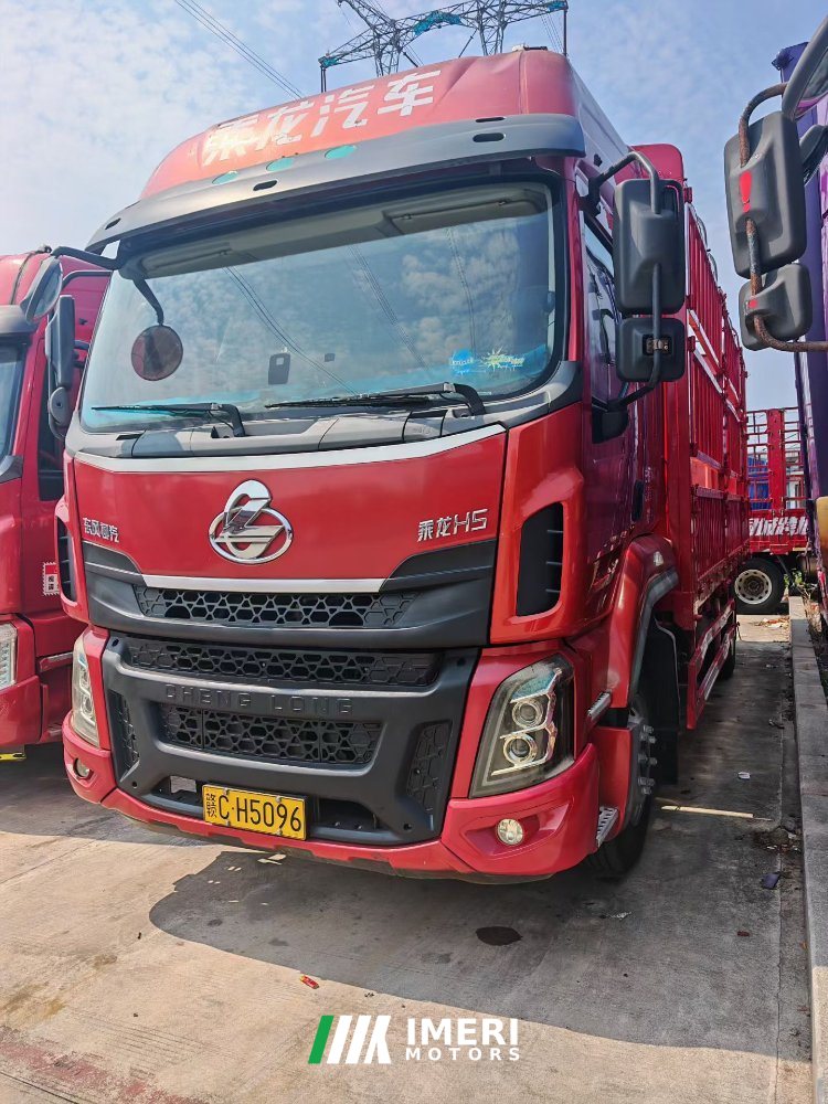 2019 Dongfeng Liuzhou Chenglong H5 220 hp 4X2 6.8 m
