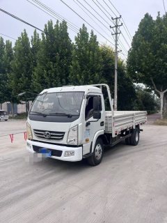 SAIC Yuejin Surpasses the C-Class 130 hp 4X2 4.2 m - фото 1